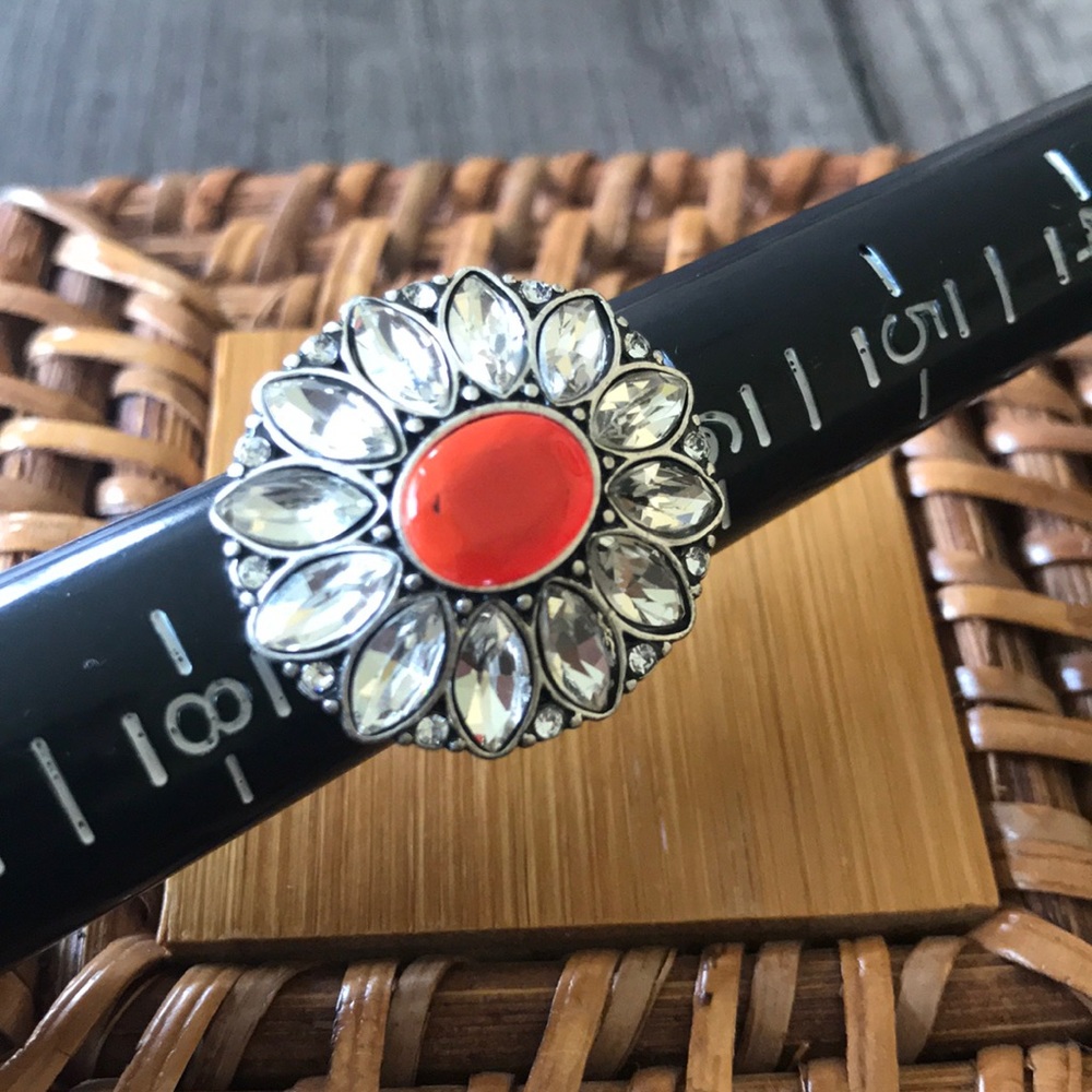 CLUB MONACO|SILVER STATEMENT RING - Picture 6 of 11